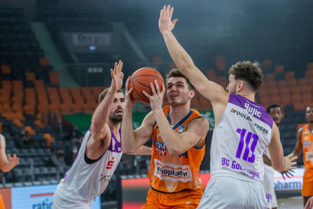 两位短跑健 两位短跑健